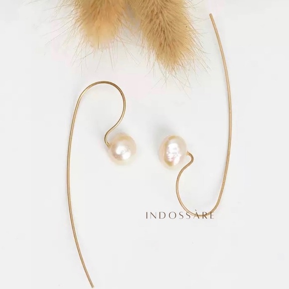 Freshwater Pearl Threader Earrings - Picture 4 of 6